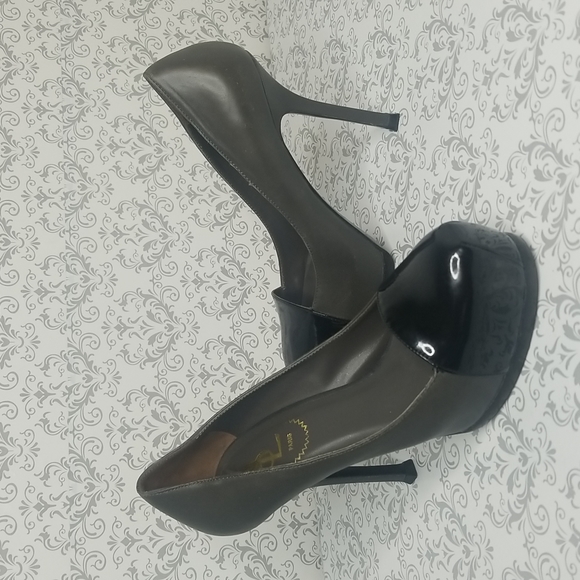 YVES SAINT LAURENT TRIBTOO CAP TOE PLATFORM PUMP BLACK LEATHER & PATENT - Picture 1 of 16